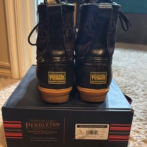 Women’s Pendleton duck boots
